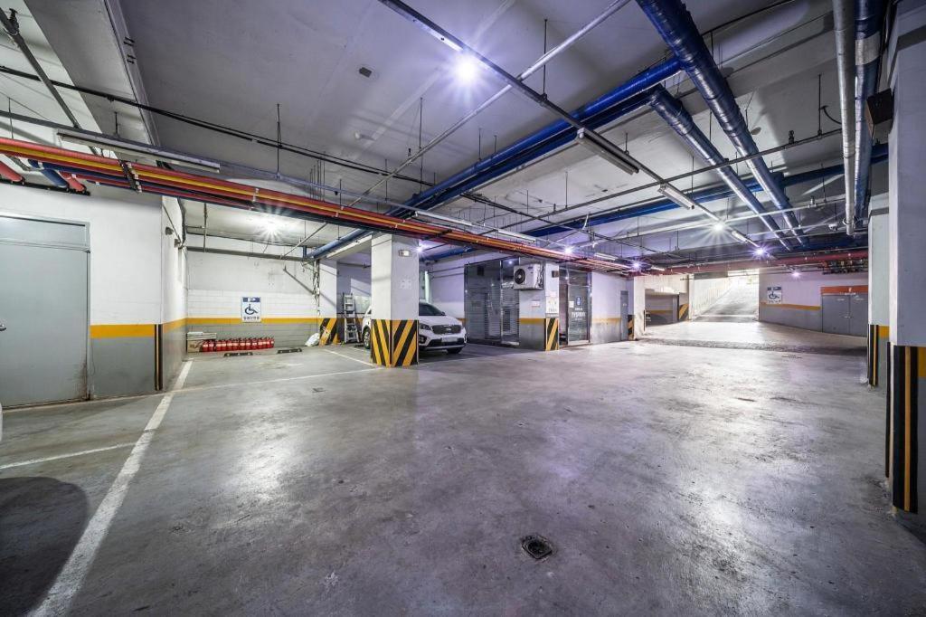 Hotel Head-One Uijeongbu Экстерьер фото