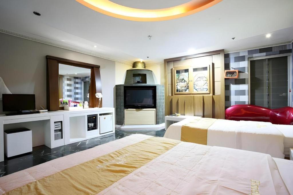 Hotel Head-One Uijeongbu Экстерьер фото
